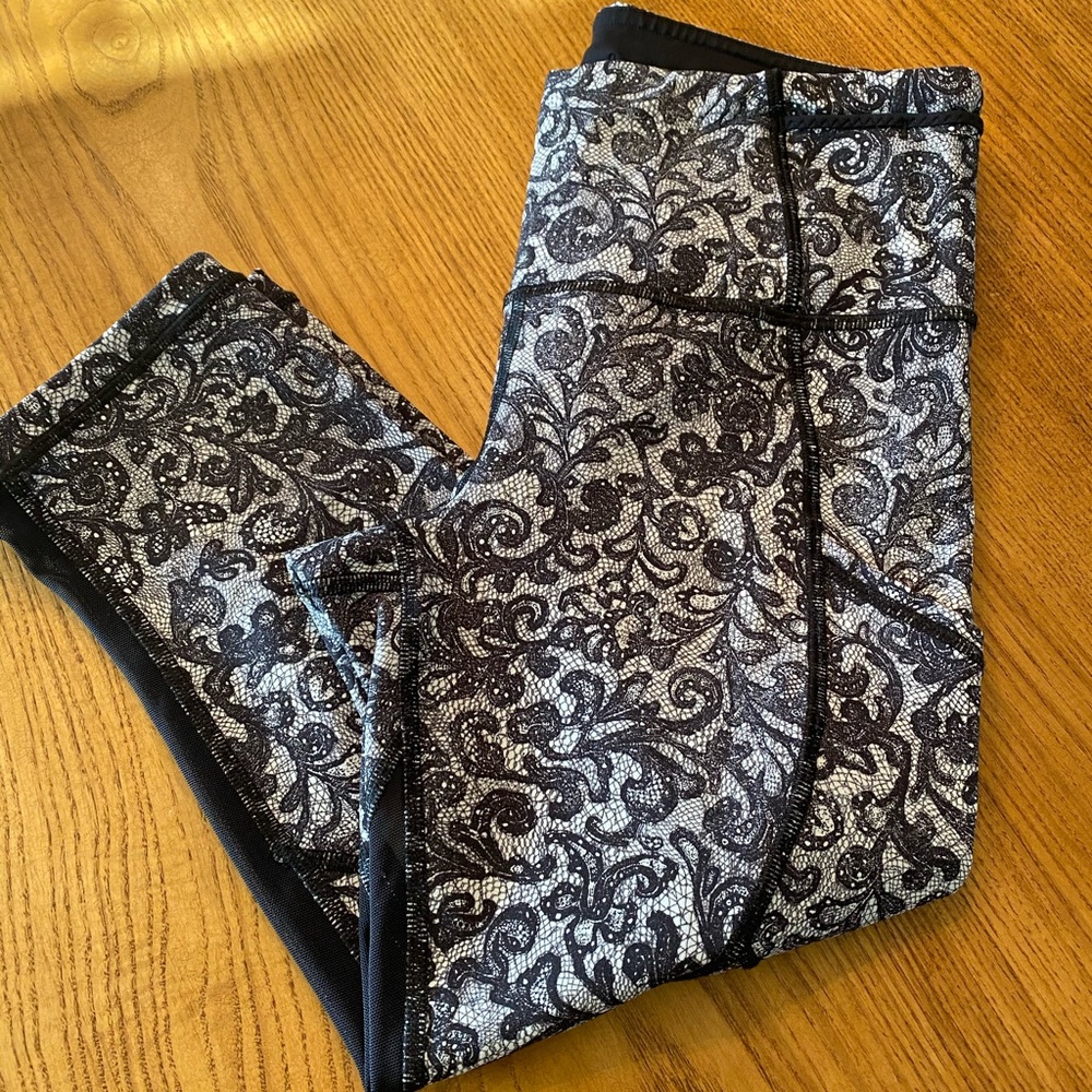 Lululemon Lace Crops. Size 4, Length 17”